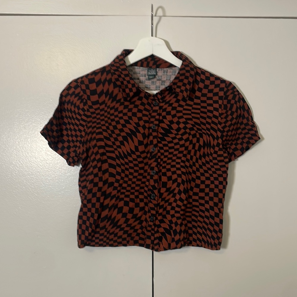 Trippy Checkered Crop Button Down